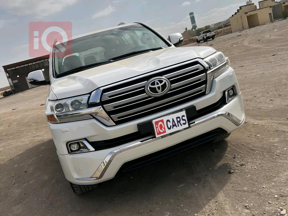 تويوتا لاندكروزر